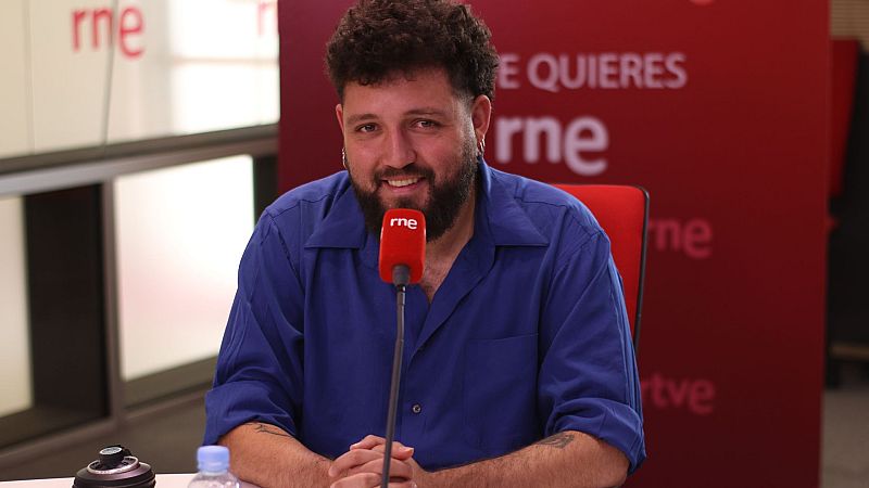 El ojo crítico - 'El árbol viene', relato del relato, de Munir Hachemi - Escuchar ahora