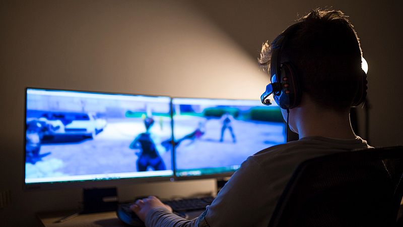 Reportajes RNE - Videojuegos y redes sociales: adicciones del siglo XXI