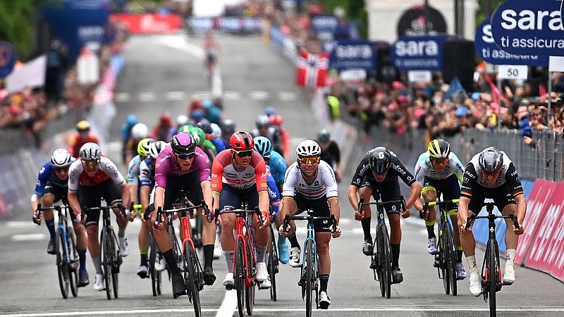 Las mañanas de RNE - La firma I Ander Izagirre: ¡Que viva el Giro!