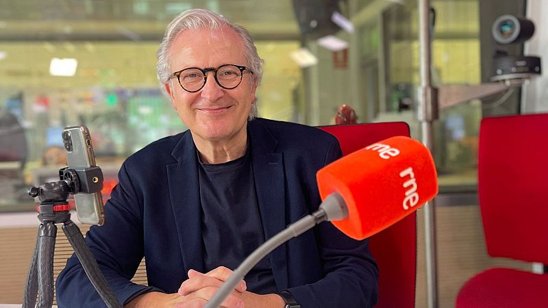 No es un día cualquiera - Verba Volant con Emilio del Rio y la danza - Escuchar ahora