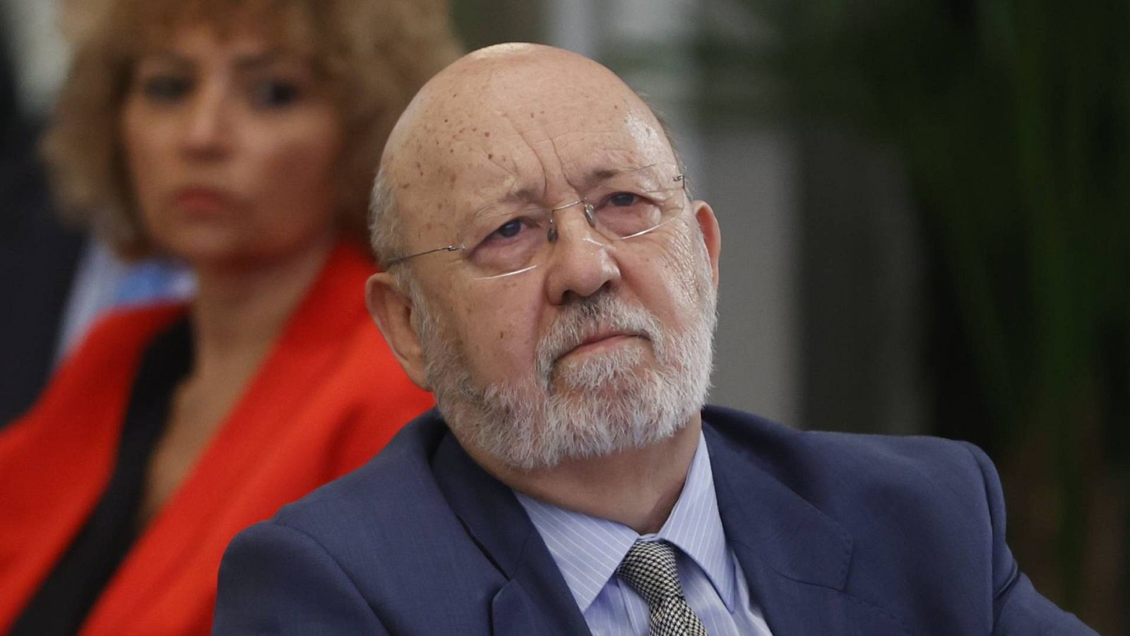 24 horas - José Félix Tezanos, presidente del CIS: "Estamos viendo una tendencia bipartidista al alza" - Escuchar ahora