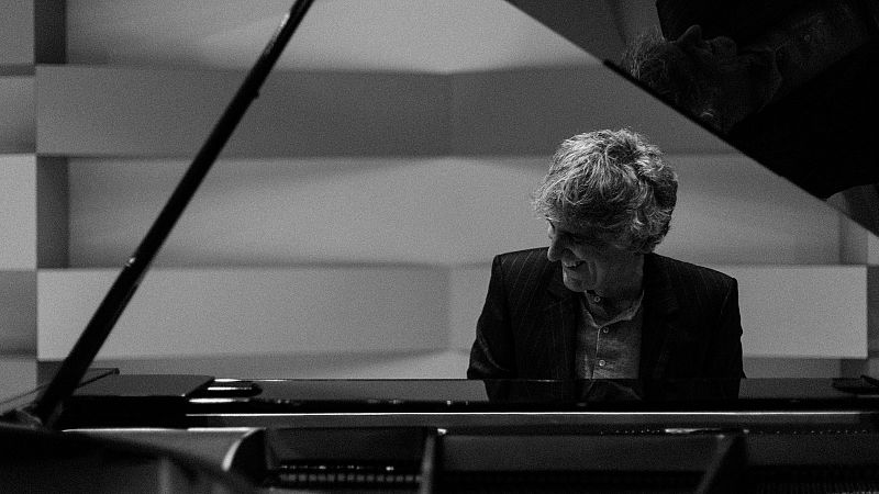 180 Grados - Mikel Erentxun, Queens Of The Stone Age, Pip Blom y Wye Oak - 01/06/23 - escuchar ahora