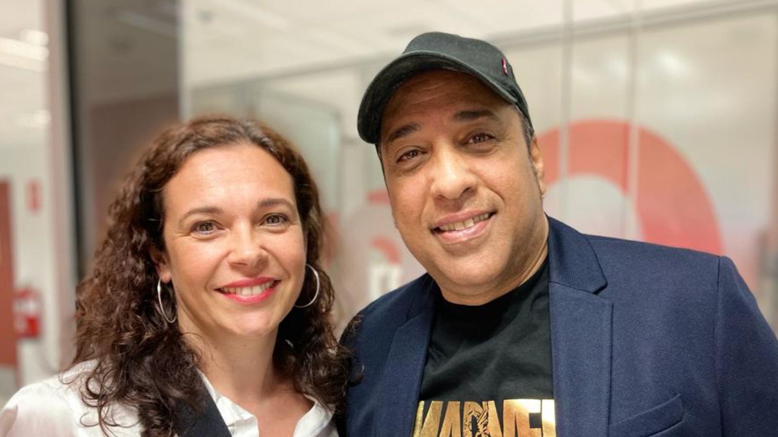 A media mañana - Pablo Milanés, el son y la salsa - Escuchar ahora