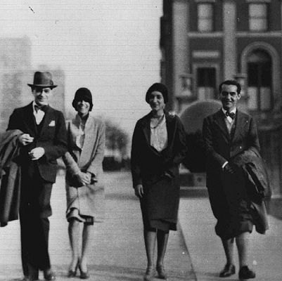 El gallo que no cesa - Ropas y ropajes: La moda de Federico García Lorca - Escuchar ahora