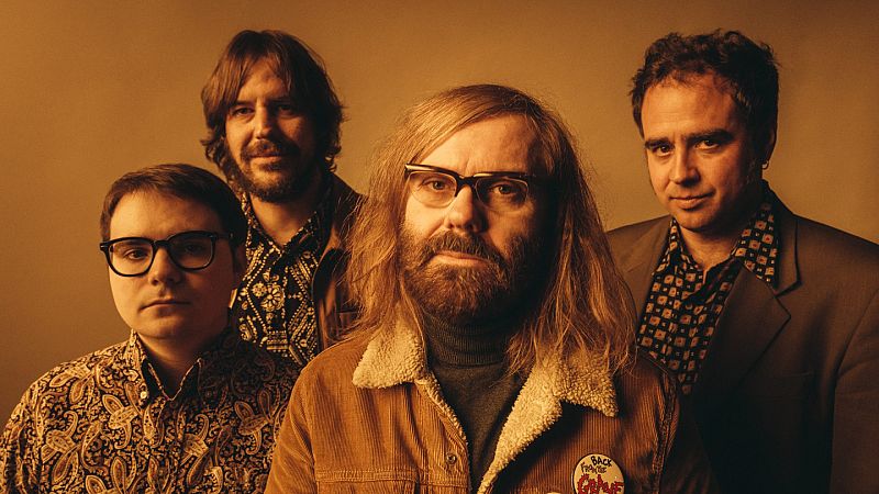 Entrevista con Doctor Explosión, que presentan 'Superioridad moral' en el Weekend Beach Festival de Torre del Mar - Andalucía Informativos | Escuchar