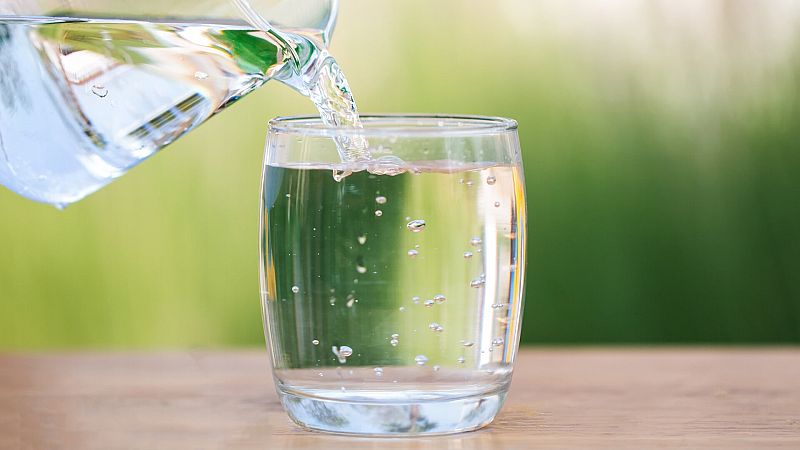 El gallo que no cesa - Las penas se van yantando: Agua, deporte e hidratación