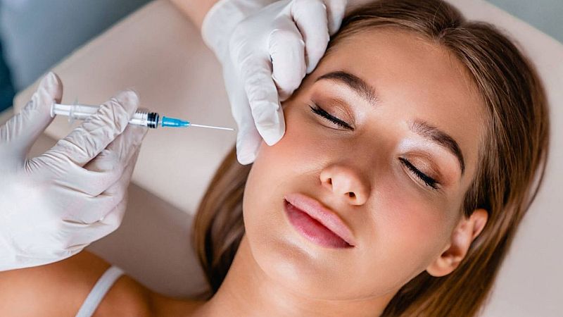 La cirugía estética tiene efectos físicos pero ¿cómo puede afectar a nuestra autoestima?