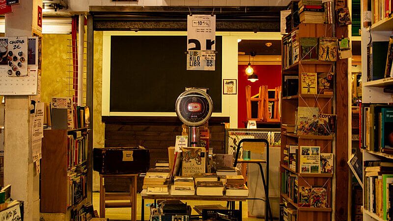 El gallo que no cesa - Un respiro en La Casquería con Luis Osuna - Escuchar ahora