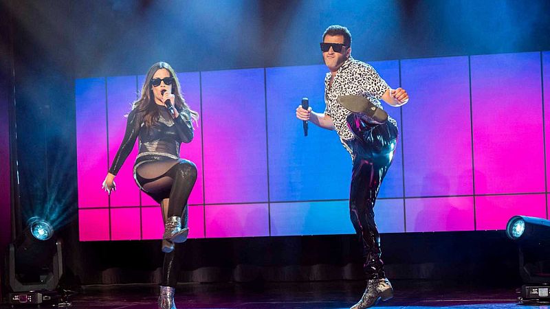 Las tardes de verano de RNE -  A metro y medio de Ladilla Rusa con Tania Lozano -  "Escuchar ahora"