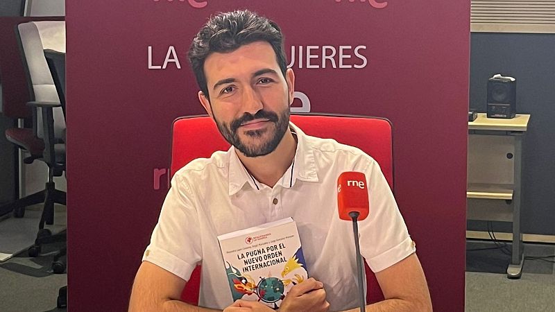 No es un día cualquiera - Alejandro López: "Las guerras actuales son pura geopolítica" - Escuchar ahora