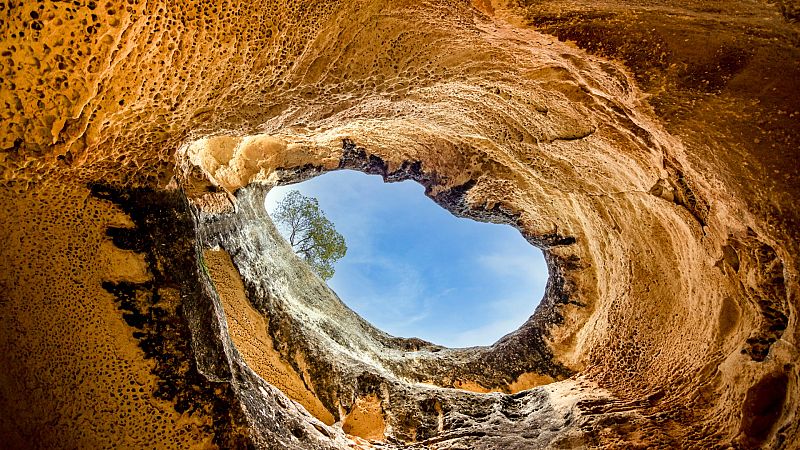 De vuelta en Radio 5 - Escapadas: un paseo por el Monte Arabí - 13/08/2023 - Escuchar ahora