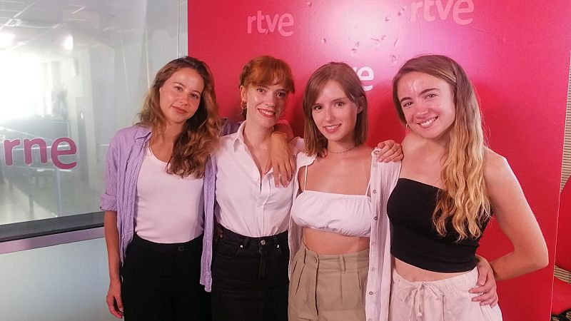 No es un día cualquiera - Itsaso Arana dirige 'Las chicas están bien'