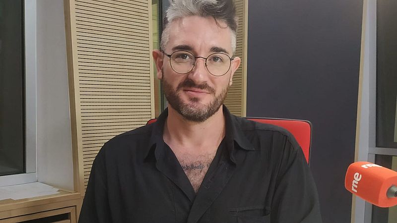 (No es un día cualquiera - "Género fluido" con Víctor Mora y la memoria - 02-09-23) - Escuchar ahora