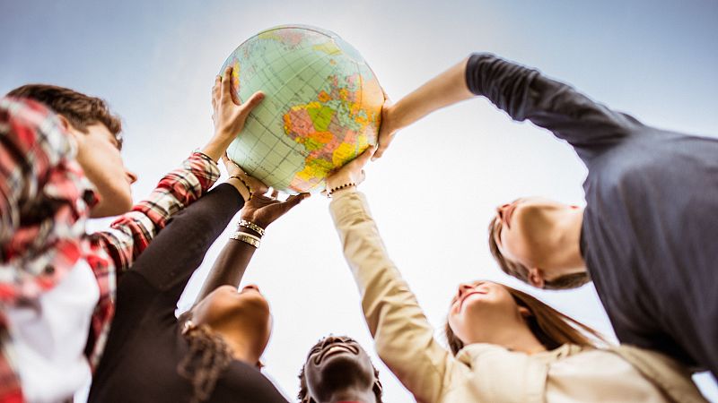 Más cerca - ONGD: "Hay que poner la política de cooperación en el centro" - Escuchar ahora