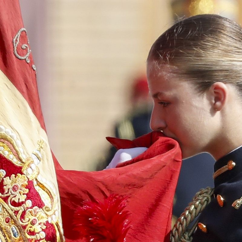 Especial informativo - Jura de Bandera de la princesa Leonor - Escuchar ahora