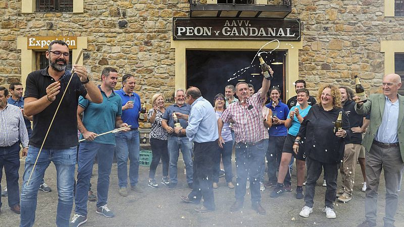 24 horas - Arroes, Peón y Candanal: Premio al Pueblo Ejemplar 2023 - Escuchar ahora