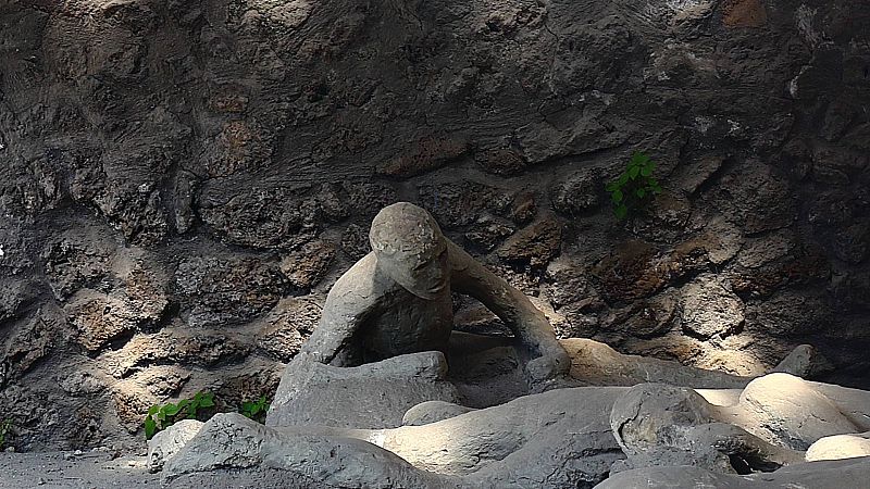 Las Mañanas de RNE - Cómo salió Pompeya de su cápsula del tiempo  - Escuchar ahora