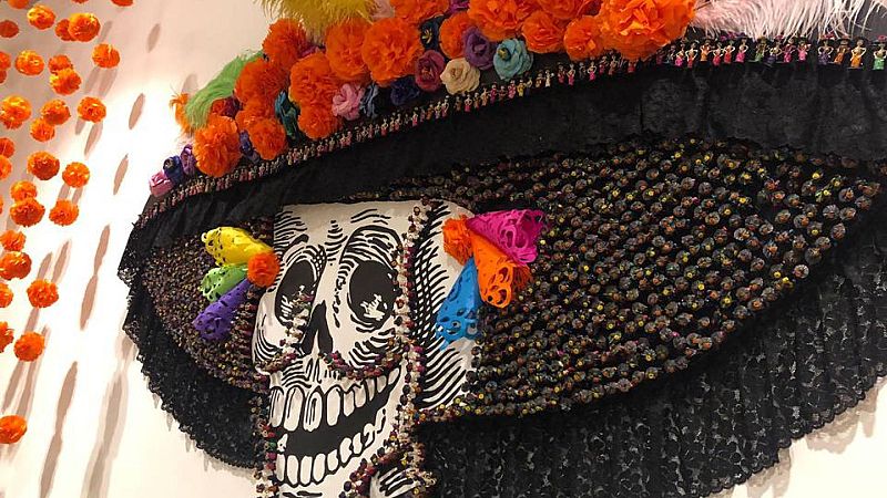 Más cerca - Día de Muertos en México: los difuntos regresan por un día - Escuchar ahora