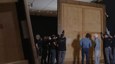 Por tres razones - El lado oculto de 'Las meninas' - Escuchar ahora