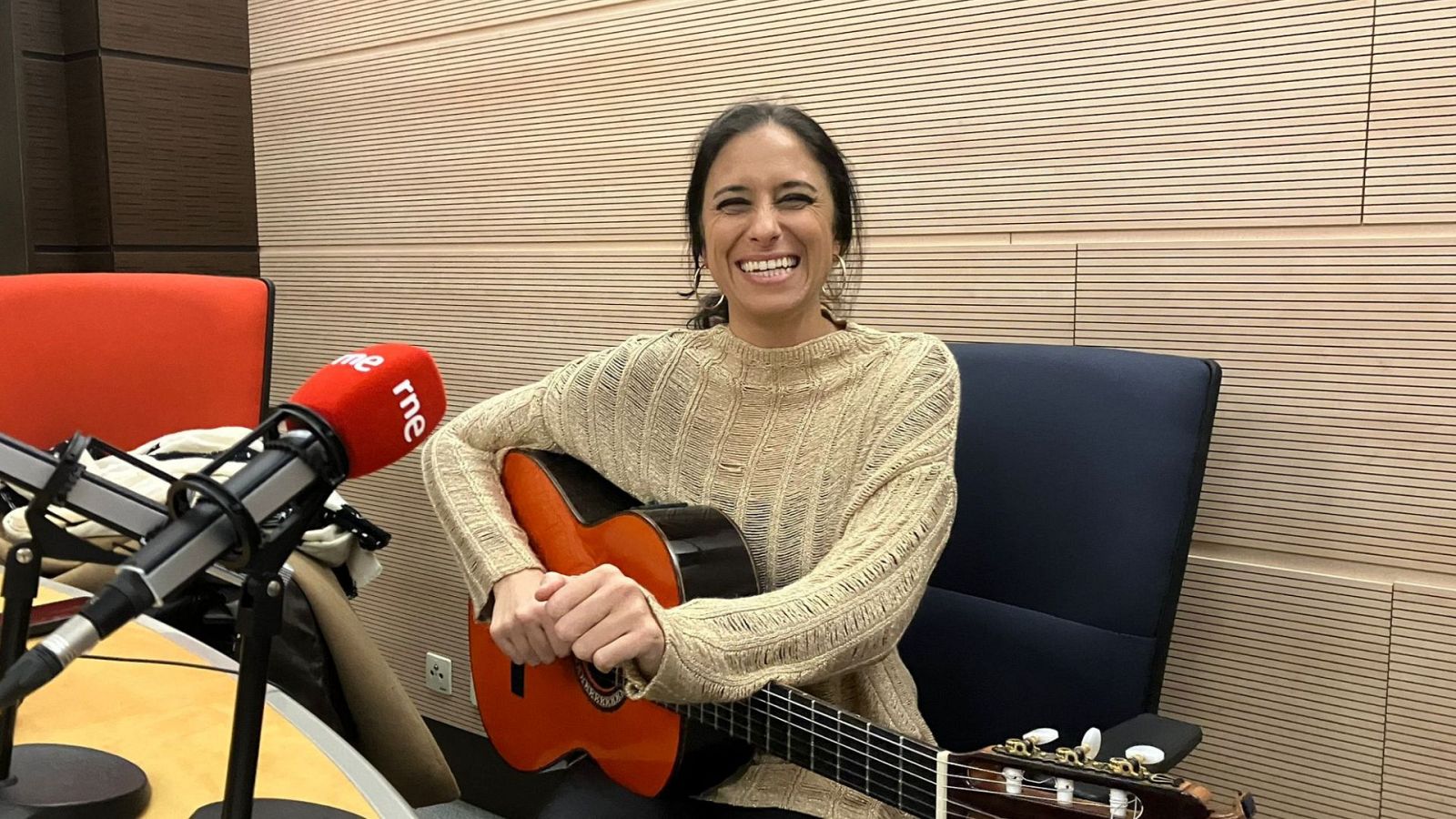 Las tardes de RNE - María Peláe presenta 'Al baño María' - Escuchar ahora