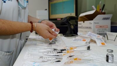 Las Maanas de RNE con igo Alfonso - Repunte casos de gripe: "Se ha notado cierto cansancio vacunal y el virus circula ms" - Escuchar ahora