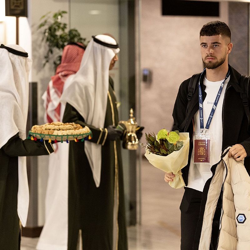 Los criterios de mercado se superponen a aspectos básicos como los derechos humanos" - escuchar ahora