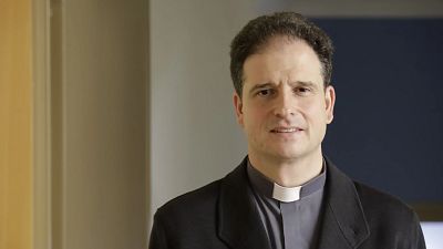 Álvarez de Asturias: "Es un gesto de cercanía a las víctimas para que quede claro que la Iglesia no se desentiende" - Las mañanas de RNE | Escuchar