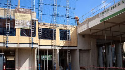 Arrenquen les obres dels primers 42 pisos de lloguer social al Poblenou | Informa: Maite Boada