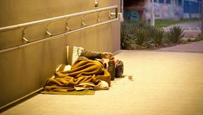 Barcelona aprova revisar el pla contra el sensellarisme | Maite Boada