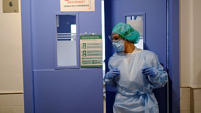 14 horas - Bengoa: "Si esta tanda de intervenciones no funciona, habrá que pensar en un confinamiento más severo como el de abril" - Escuchar ahora