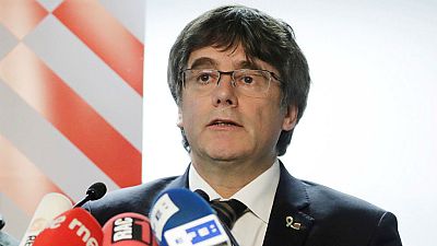 Boletines RNE - Carles Puigdemont convocará una asamblea para responder a la sentencia dell 'procés' - Escuchar ahora