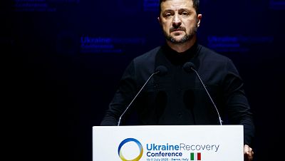 Cinco Continentes - Ucrania busca fórmulas para su reconstrucción - Escuchar ahora