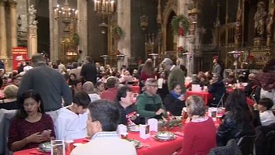 La comunitat de Sant Egidi ja prepara el dinar de Nadal "per tothom" | Marga Esparza