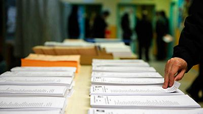 14 horas - Confinados con el voto? - Escuchar ahora
