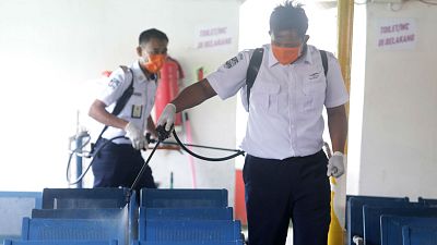 Las mañanas de RNE con Íñigo Alfonso - Concha, española en Yakarta: "Los servicios sanitarios de indonesia están olapsados y no están atendiento a extranjeros" - Escuchar ahora