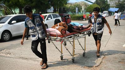 Crónica internacional -  Un fuerte terremoto de magnitud 7,7 sacude el noroeste de Myanmar - Escuchar ahora