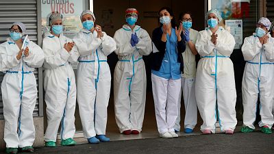 Un día en el hospital Santa Cristina de Madrid: "Un alta o un traslado a planta lo compensa todo" - Las mañanas de RNE | Escuchar