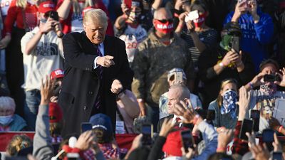 24 horas - Qué dicen las encuestas sobre las elecciones en EE.UU. - Escuchar ahora