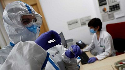 En Directe a Ràdio 4 - El 42% dels metges estan 'esgotats' per a la segona onada