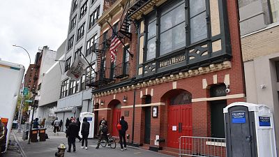 España a las 8 Fin de Semana - EEUU supera la barrera de los 20.000 fallecidos - Escuchar ahora