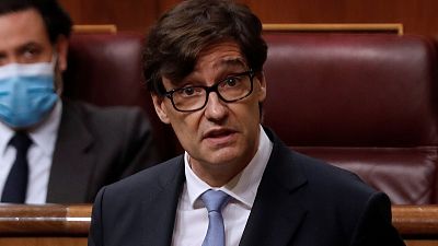 Boletines RNE - El Gobierno ultima un plan de prevención contra posibles rebrotes - Escuchar ahora