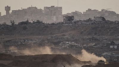 Israel rompe la tregua en Gaza horas después de que se firmase la paz en Egipto - Escuchar ahora