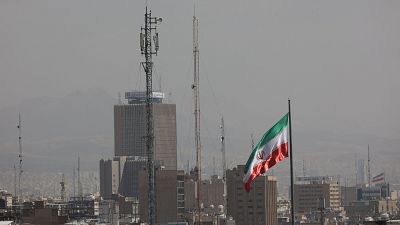 Majedeh Bozorgi, jurista y defensora de los dd.hh.: "El pueblo de Irán no quiere al régimen islámico" | Escuchar