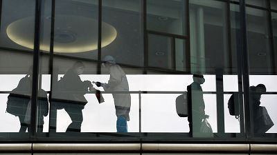 Las mañanas de RNE con Íñigo Alfonso - Manuel Franco: "Cerrar fronteras no frenará el avance de ómicron; es pan para hoy y hambre para mañana" - Escuchar ahora