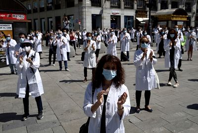 14 horas - Los médicos de Madrid amenazan con una huelga si Díaz Ayuso no les recibe en 48 horas - Escuchar ahora
