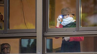 España a las 8 Fin de Semana - Médicos sin fronteras pide garantizar la dignidad de los ancianos en residencias - Escuchar ahora