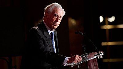 Las Mañanas - Muere el escritor Mario Vargas Llosa a los 89 años en Lima, Perú - Escuchar Ahora