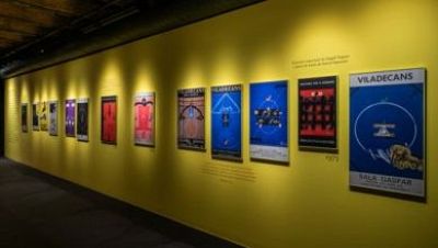 El Museu d'Història exposa el llegat cartellístic de Joan Pere Viladecans | Montse Soto