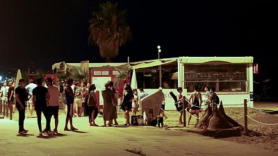 Las mañanas de RNE con Íñigo Alfonso - El ocio nocturno recurre el cierre de discotecas en Cataluña - Escuchar ahora