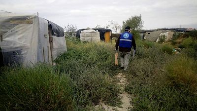 España a las 8 Fin de Semana - Las ongs vigilan los asentamientos de inmigrantes en Almería ante posibles brotes de coronavirus - Escuchar ahora
